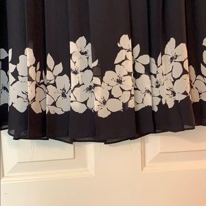 Liz Claiborne pleated skirt